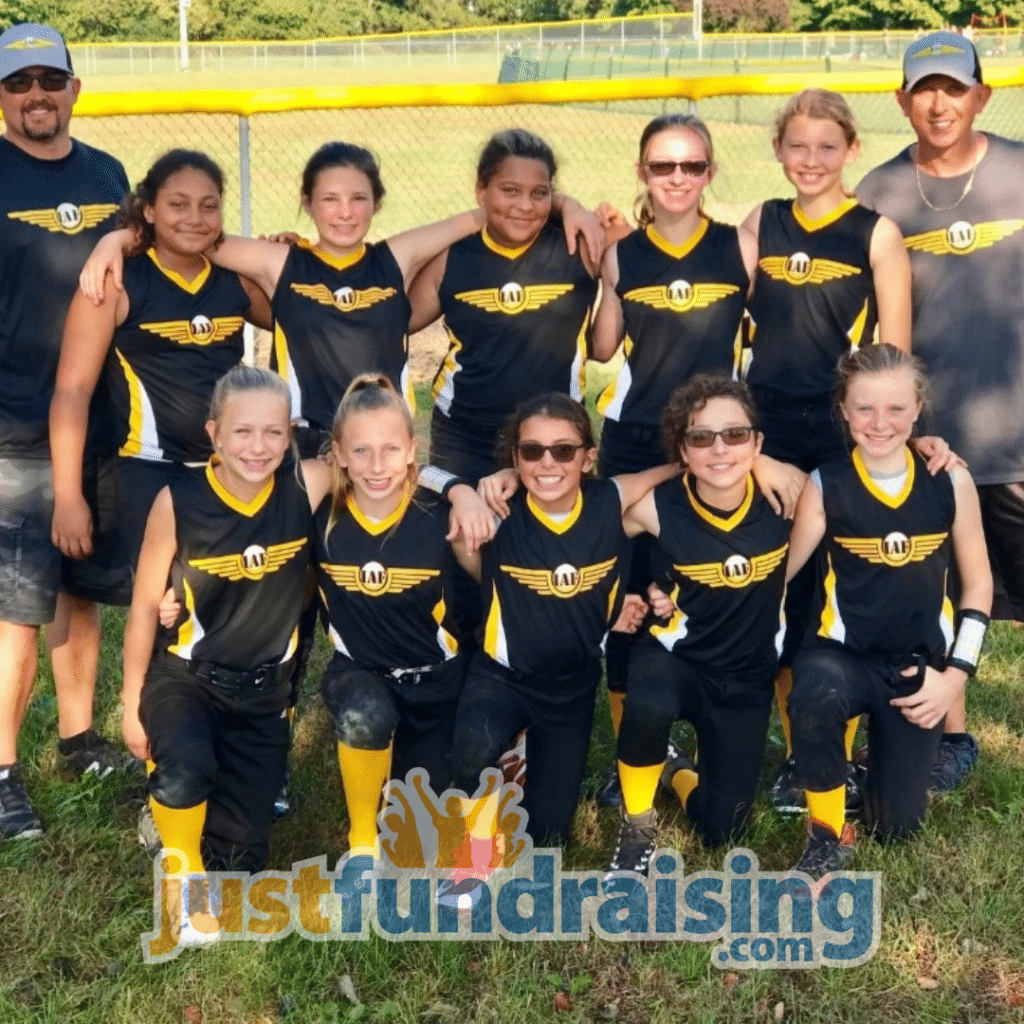 girls softball team in the field